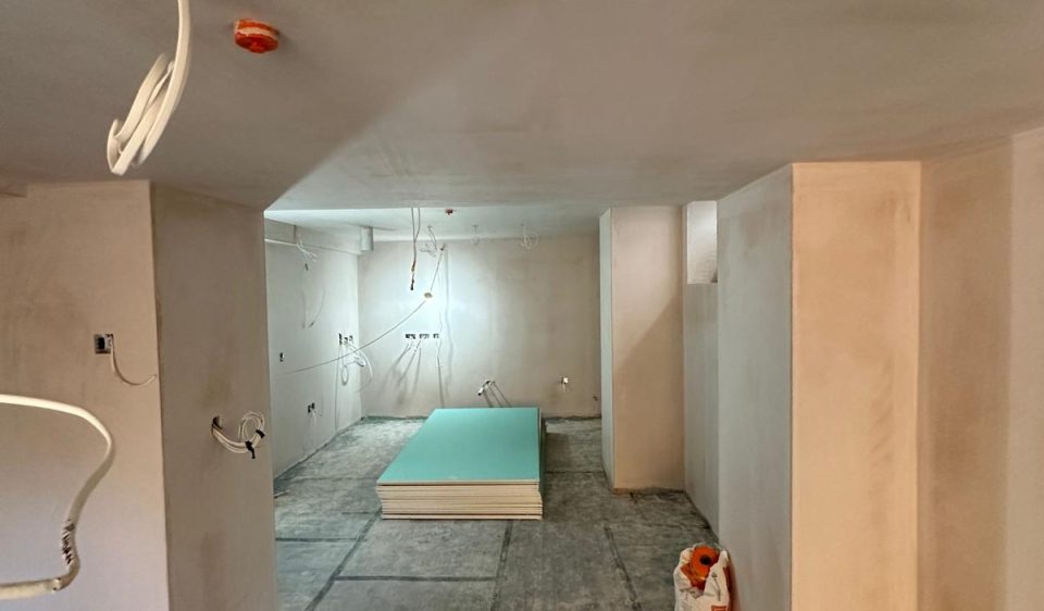 Finchley Road -London Plastering skimming finish